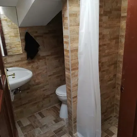Kozponti Apartman 아파트