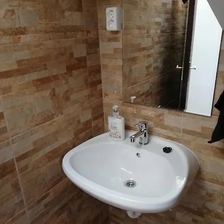 아파트 Kozponti Apartman 시오포크